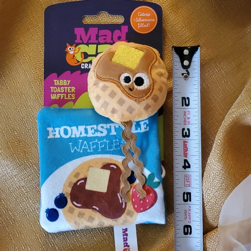 Cat Toys‎